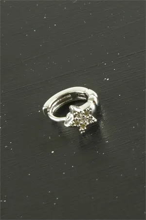 Yıldız Lüks Çelik Kulak Burun Piercing 1 Adet - Gümüş Rengi