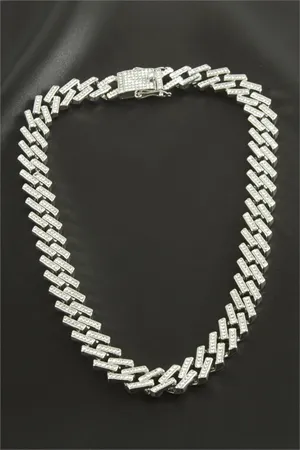 Chain Zirkon Taşlı Lüks Çelik Kolye - Gümüş Rengi